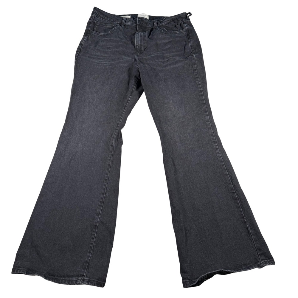 Universal Thread Flare Jeans Women 14/R (FITS 34x31) Faded Black High Rise Denim